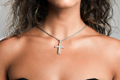 CROSS PENDANT - WITGOUD (INCLUSIEF KETTING)