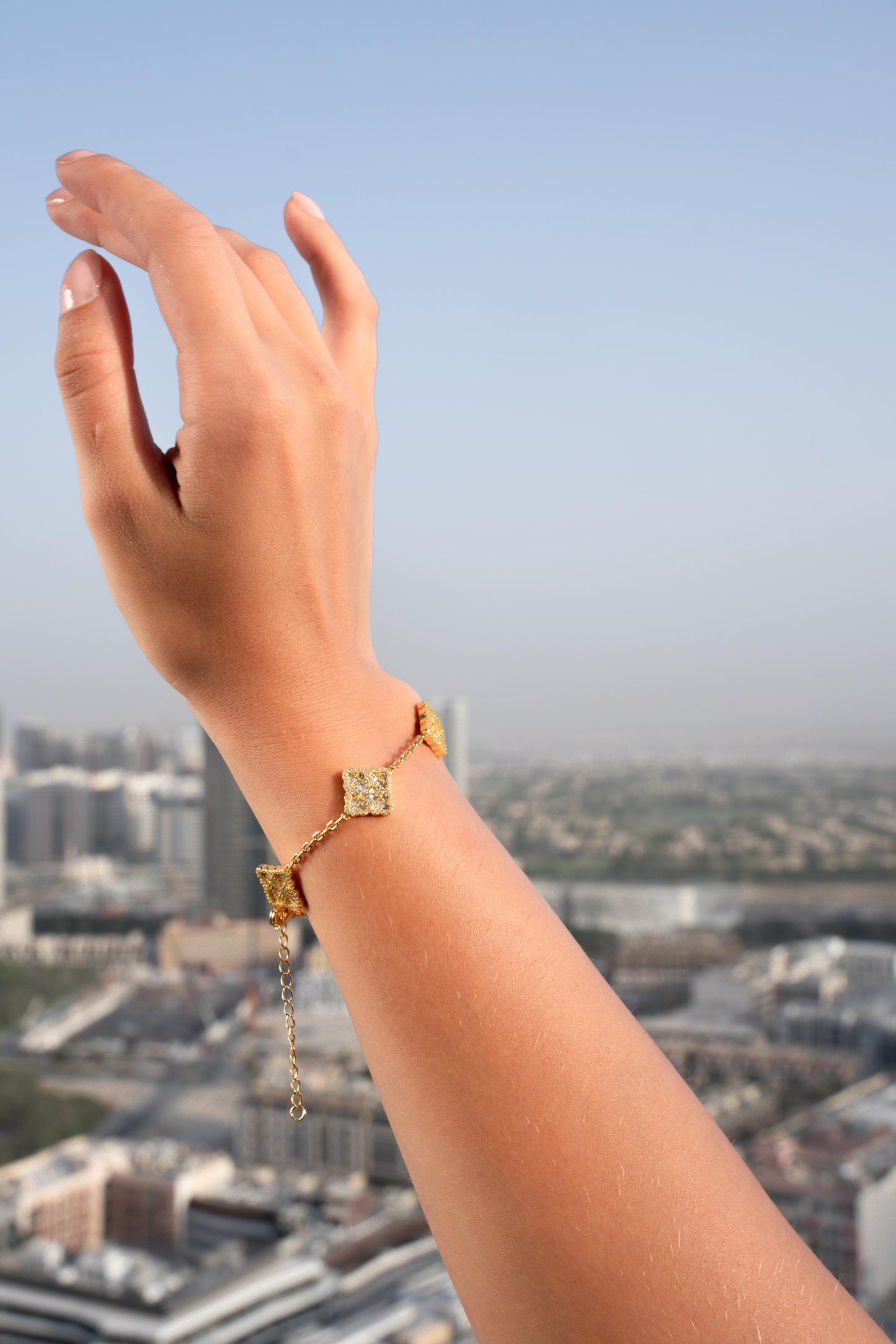 PULSERA TRÉBOL HELADO. - ORO 18K